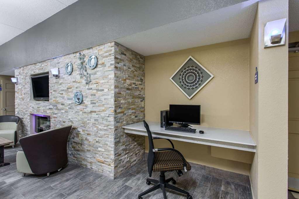 Econo Lodge ฟอร์เรสซิตี้ ภายนอก รูปภาพ