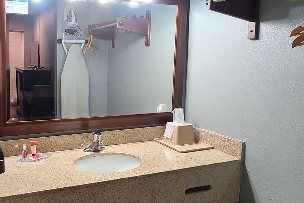 Econo Lodge ฟอร์เรสซิตี้ ห้อง รูปภาพ